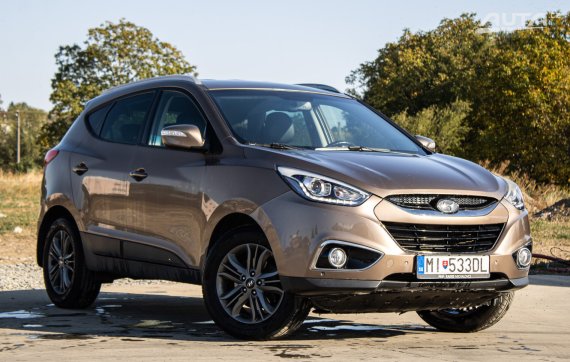 Hyundai ix35 1.6 GDI, 99kW (2015) / AJ NA SPLÁTKY / PROTIÚČET / 2015 hnědá