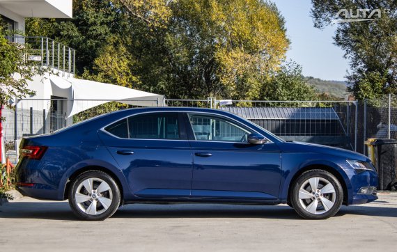 Škoda Superb 2.0 TDI Business 140kW AT/6 2017 / AJ NA SPLÁTKY / PROTIÚČET 2017 modrá