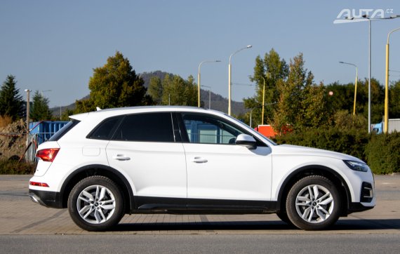 Audi Q5 50 2.0 TFSI e Quattro S tronic / 195kW / A7 / ZÁRUKA / AJ NA SPLÁTKY / PROTIÚČET 2021 bílá