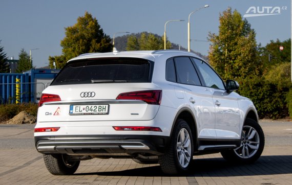 Audi Q5 50 2.0 TFSI e Quattro S tronic / 195kW / A7 / ZÁRUKA / AJ NA SPLÁTKY / PROTIÚČET 2021 bílá