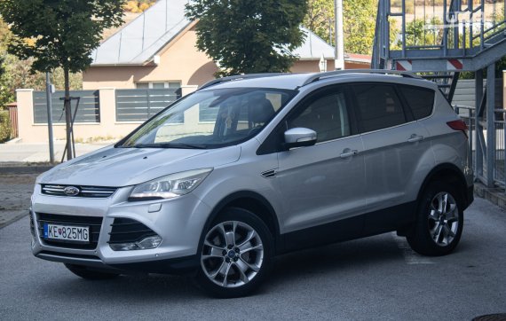 Ford Kuga 2.0 TDCi Duratorq 4x4 A/T, 103kW (2014) / AJ NA SPLÁTKY / PROTIÚČET / 2014 - hlavní pohled