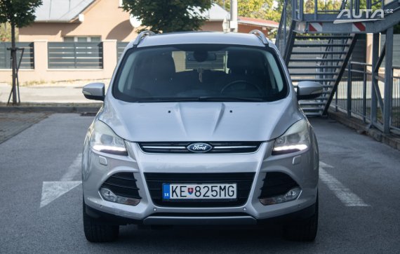 Ford Kuga 2.0 TDCi Duratorq 4x4 A/T, 103kW (2014) / AJ NA SPLÁTKY / PROTIÚČET / 2014 stříbrná metalíza