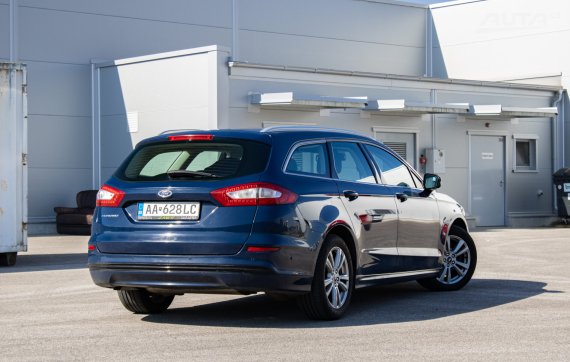 Ford Mondeo Combi 2.0 TDCi Duratorq, 110 kW, M6, 5d. / AJ NA SPLÁTKY / PROTIÚČET / 2017 modrá