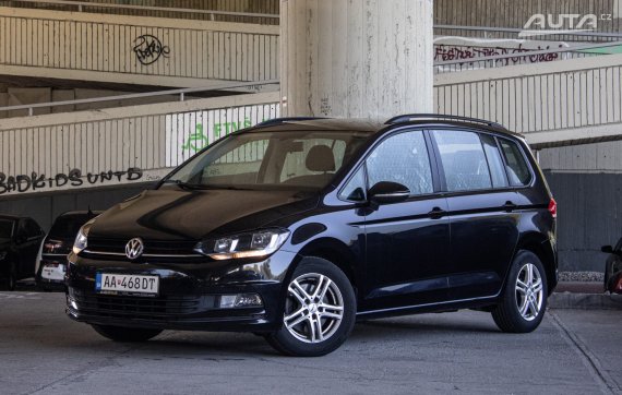 Volkswagen Touran 1.6 TDI Comfortline DSG, 85 kW (2017) / AJ NA SPLÁTKY / PROTIÚČET /
