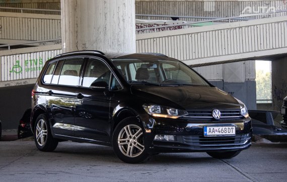 Volkswagen Touran 1.6 TDI Comfortline DSG, 85 kW (2017) / AJ NA SPLÁTKY / PROTIÚČET / 2017 černá