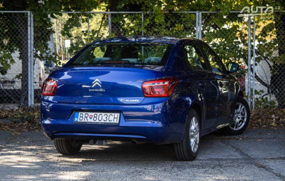 Citroën C-Elysée 1.2 PureTech Shine, 60kW (2018) / AJ NA SPLÁTKY / PROTIÚČET / 2018 modrá