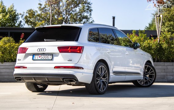 Audi Q7 3.0 TDI S-Line Quattro 200kW AT/8 2015 - 7 Miest / AJ NA SPLÁTKY / PROTIÚČET 2015 bílá
