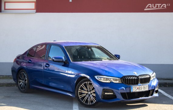 BMW Rad 3 G20 330i M Sport / 190kW / A8 / ZÁRUKA / AJ NA SPLÁTKY / PROTIÚČET 2019 modrá