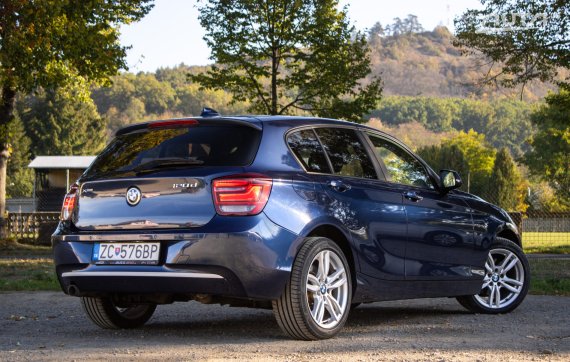 BMW Rad 1 F20 120d xDrive Urban / 135kW / M6 / ZÁRUKA / AJ NA SPLÁTKY / PROTIÚČET 2014 modrá