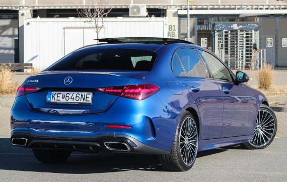 Mercedes-Benz C trieda Sedan 300 d mHEV A/T, 195kW (2021) / AJ NA SPLÁTKY / PROTIÚČET / 2021 modrá