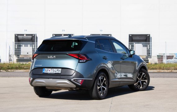 Kia Sportage 1.6 T-GDI GOLD 2022 šedá