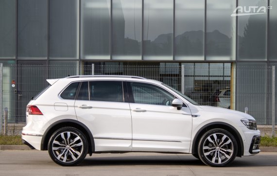 Volkswagen Tiguan 2.0TDI Highline 4Motion R-Line / 140kW / A7 / ZÁRUKA / AJ NA SPLÁTKY / PROTIÚČET 2018 bílá