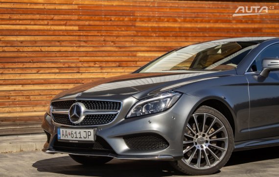 Mercedes-Benz CLS Kupé 400 4MATIC A/T AMG-line, 245 kW, A7 / AJ NA SPLÁTKY / PROTIÚČET / 2015 šedá