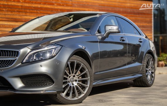 Mercedes-Benz CLS Kupé 400 4MATIC A/T AMG-line, 245 kW, A7 / AJ NA SPLÁTKY / PROTIÚČET / 2015 šedá
