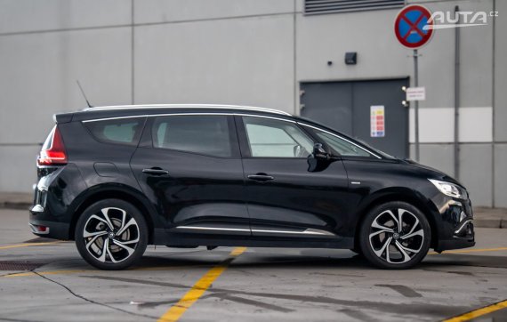 Renault Grand Scénic 1.6 dCi Intense 2016 AT/6 118kW / AJ NA SPLÁTKY / PROTIÚČET 2016 černá