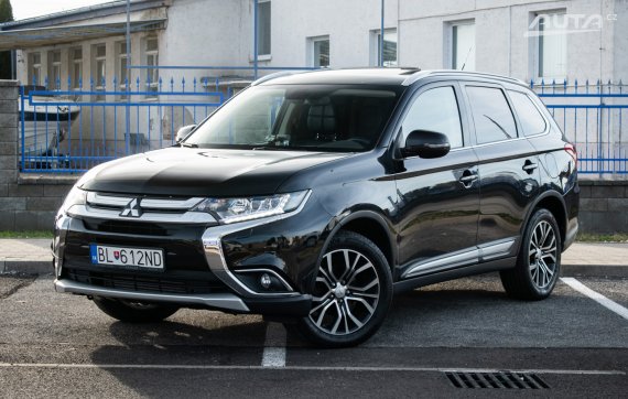 Mitsubishi Outlander 2.3 DI-D 4x4 A/T, 110kW (2016) / AJ NA SPLÁTKY / PROTIÚČET / 2016 - hlavní pohled