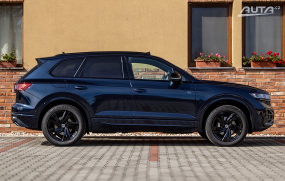 Volkswagen Touareg 3.0 V6 TDI 210kW AT/8 2025 / AJ NA SPLÁTKY / PROTIÚČET 2025 modrá