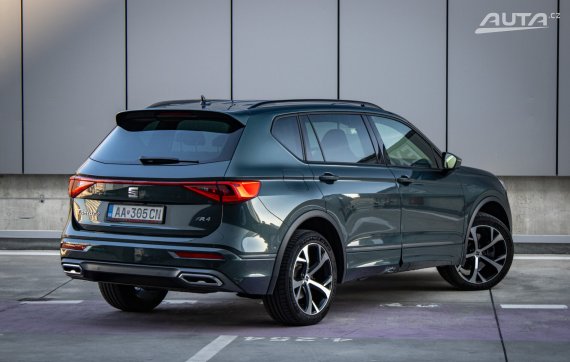 Seat Tarraco 2.0 TSI 190 FR 4Drive DSG, 140 kW, A7 / AJ NA SPLÁTKY / PROTIÚČET / 2023 zelená