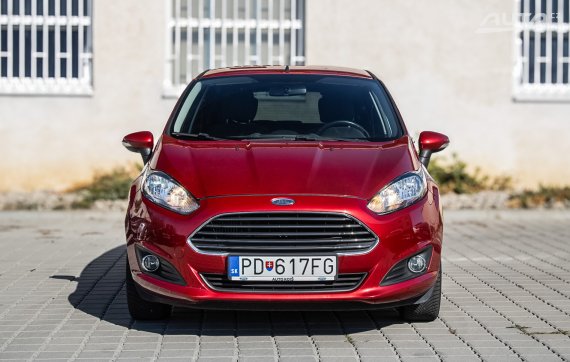 Ford Fiesta 1.0 EcoBoost 74kW MT/5 2015 / AJ NA SPLÁTKY / PROTIÚČET 2015 červená