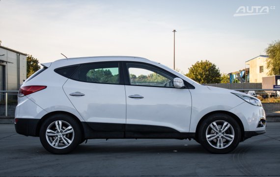 Hyundai ix35 2.0 CRDi VGT 4x4, 100 kW, M6, 5d. / AJ NA SPLÁTKY / PROTIÚČET / 2012 bílá
