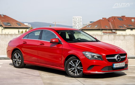 Mercedes-Benz CLA Kupé 180 90kW AT/7 2017 / AJ NA SPLÁTKY / PROTIÚČET 2017 červená