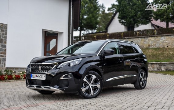 Peugeot 5008 1.6 PureTech 180 133kW AT/8 2019 / AJ NA SPLÁTKY / PROTIÚČET 2019 - hlavní pohled