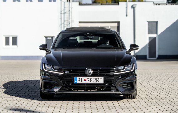Volkswagen Arteon R-Line 2.0 TDI 2018 černá