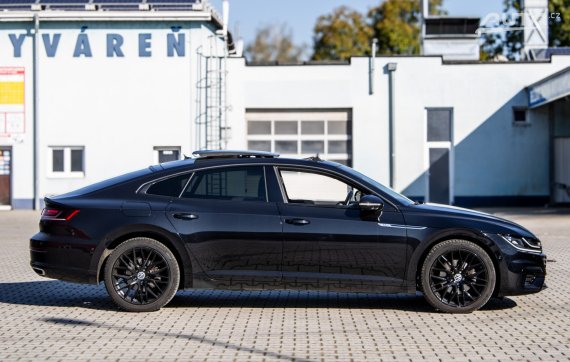 Volkswagen Arteon R-Line 2.0 TDI 2018 černá