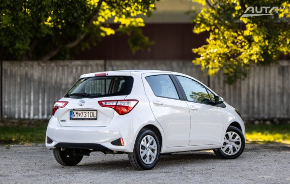 Toyota Yaris 1.5 VVT-iE 82kW MT/6 2020 / AJ NA SPLÁTKY / PROTIÚČET 2020 bílá