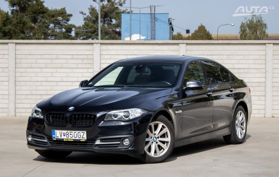 BMW Rad 5 F10 525d Individual / 160kW / A8 / ZÁRUKA / AJ NA SPLÁTKY / PROTIÚČET