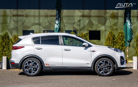 Kia Sportage 2.0 CRDi GT-Line 136kW 4x4 AT/8 2019 / AJ NA SPLÁTKY / PROTIÚČET 2019 bílá