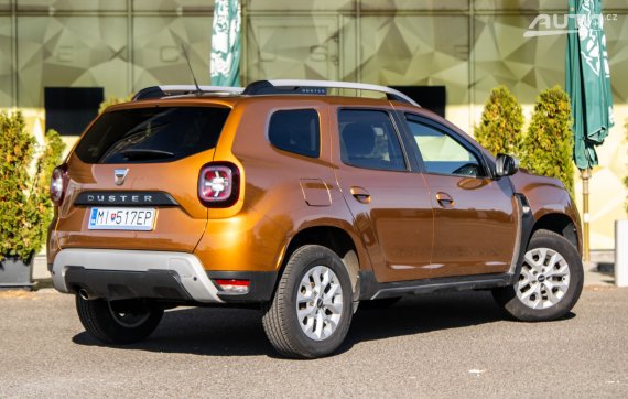 Dacia Duster 1.6 SCe SS Prestige 4x2 84kW115HP MT/5 / AJ NA SPLÁTKY / PROTIÚČET 2018 oranžová