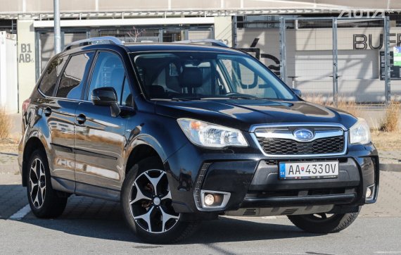 Subaru Forester 2.0i XT 4x4 CVT, 177kW (2014) / AJ NA SPLÁTKY / PROTIÚČET / 2014 černá