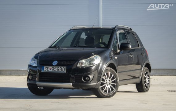 Suzuki SX4 1.6 Outdoor Line 4WD, 79 kW, M5, 5d. / AJ NA SPLÁTKY / PROTIÚČET / 2009 - hlavní pohled
