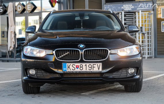 BMW Rad 3 Touring 320d xDrive, 135kW (2014) / AJ NA SPLÁTKY / PROTIÚČET / 2014 černá