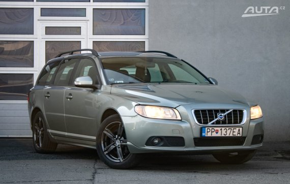 Volvo V70 D5 Momentum / 136kW / A6 / AJ NA SPLÁTKY / PROTIÚČET 2007 červená