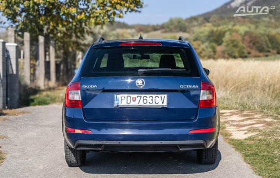 Škoda Octavia Combi 3 1.6 TDI 81kW MT/5 2015 / AJ NA SPLÁTKY / PROTIÚČET 2015 modrá