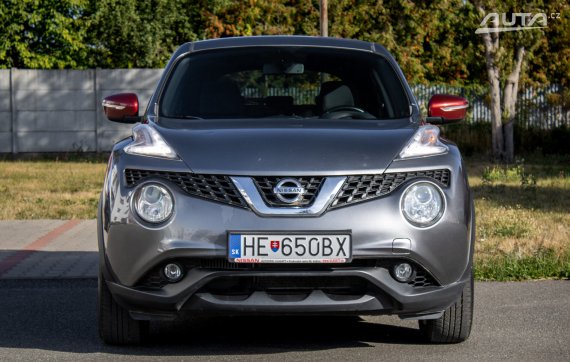 Nissan Juke 1.2 DIG-T 115 N-Connecta / 85kW / M6 / ZÁRUKA / AJ NA SPLÁTKY / PROTIÚČET 2016 šedá