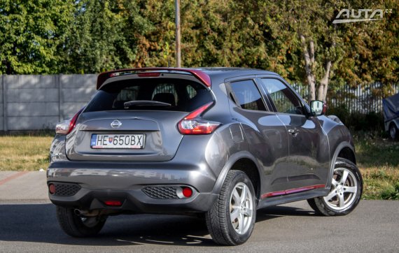 Nissan Juke 1.2 DIG-T 115 N-Connecta / 85kW / M6 / ZÁRUKA / AJ NA SPLÁTKY / PROTIÚČET 2016 šedá