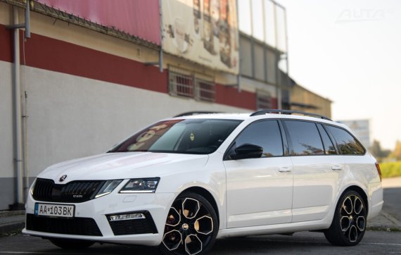Škoda Octavia Combi 2.0 TDI RS 4x4 DSG / 135kW / A7 / ZÁRUKA / AJ NA SPLÁTKY / PROTIÚČET