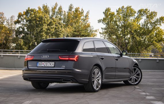 Audi A6 Avant 3.0 TDI DPF quattro S tronic, 200 kW, A7 / AJ NA SPLÁTKY / PROTIÚČET / 2015 šedá