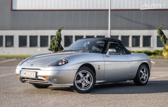 Fiat Barchetta 1.8 96kW MT/5 2000 / AJ NA SPLÁTKY / PROTIÚČET 2000 - hlavní pohled