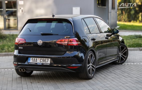 Volkswagen Golf 7 GTD 2014 135kW 2014 černá
