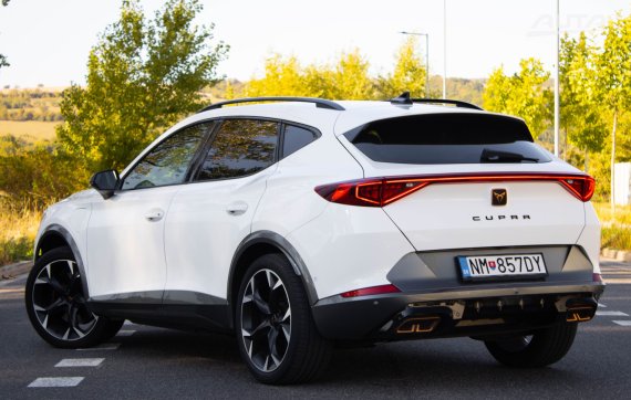 Cupra Formentor 1.5 TSI DSG 2021 bílá