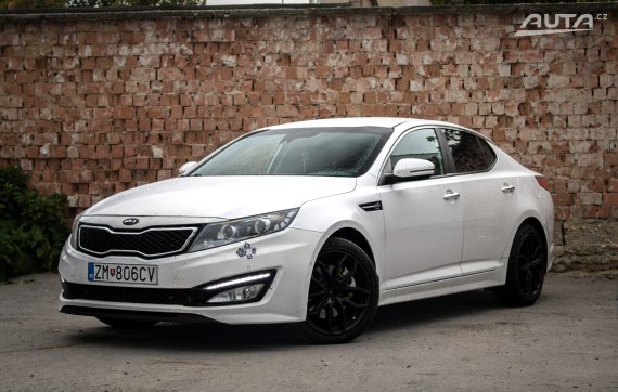 Kia Optima 1.7 CRDi A/T, 100kW, A6, 4d. / AJ NA SPLÁTKY / PROTIÚČET / 2012 - hlavní pohled