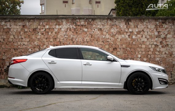 Kia Optima 1.7 CRDi A/T, 100kW, A6, 4d. / AJ NA SPLÁTKY / PROTIÚČET / 2012 bílá