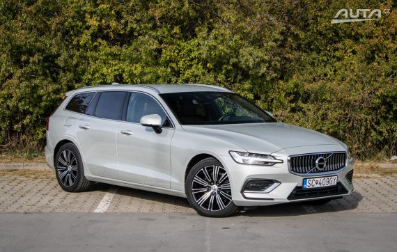 Volvo V60 D4 Inscription A/T, 140 kW, A8, 5d. / AJ NA SPLÁTKY / PROTIÚČET / 2019 šedá