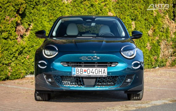 Fiat 600 Hybrid 1.2 La Prima 136k, 100 kW, A6, 5d. / AJ NA SPLÁTKY / PROTIÚČET / 2025 modrá