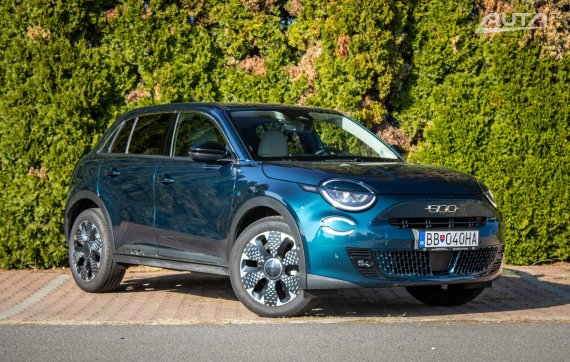 Fiat 600 Hybrid 1.2 La Prima 136k, 100 kW, A6, 5d. / AJ NA SPLÁTKY / PROTIÚČET / 2025 modrá