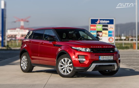Land Rover Range Rover Evoque 2.2 TD4 SE Dynamic 110kW AT/9 2015 / AJ NA SPLÁTKY / PROTIÚČET 2015 červená